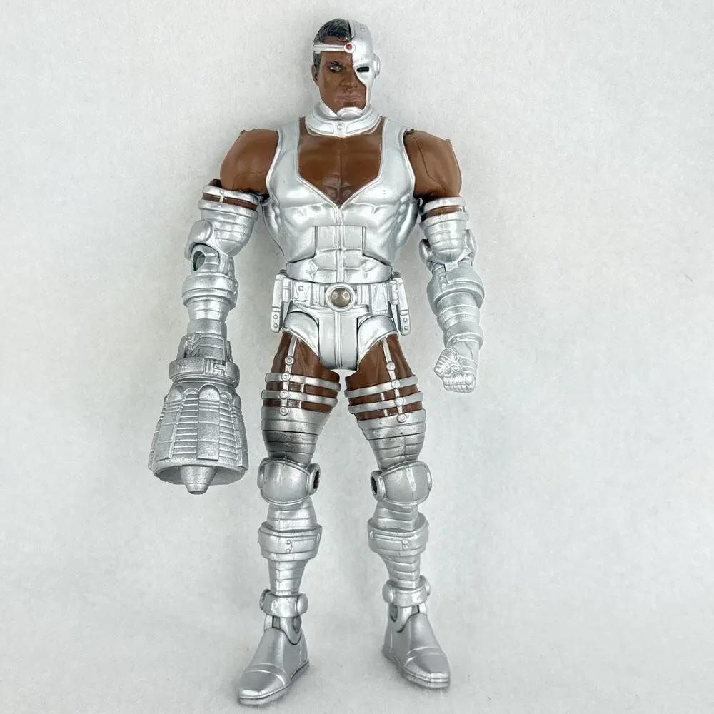 Cyborg DC Comics Action Figure Wave 4 Silver Armor Fully Jointed Toy Figure